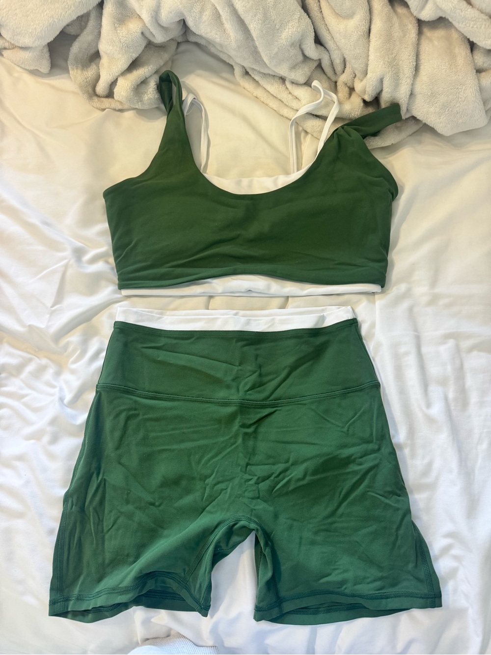 Green Athletic Set